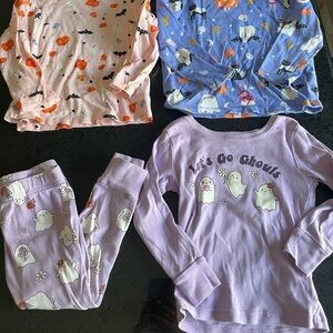 Old Navy 2T Girl Halloween Pajama and Long Sleeve Tee set